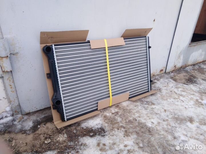 Радиатор охлаждения основной