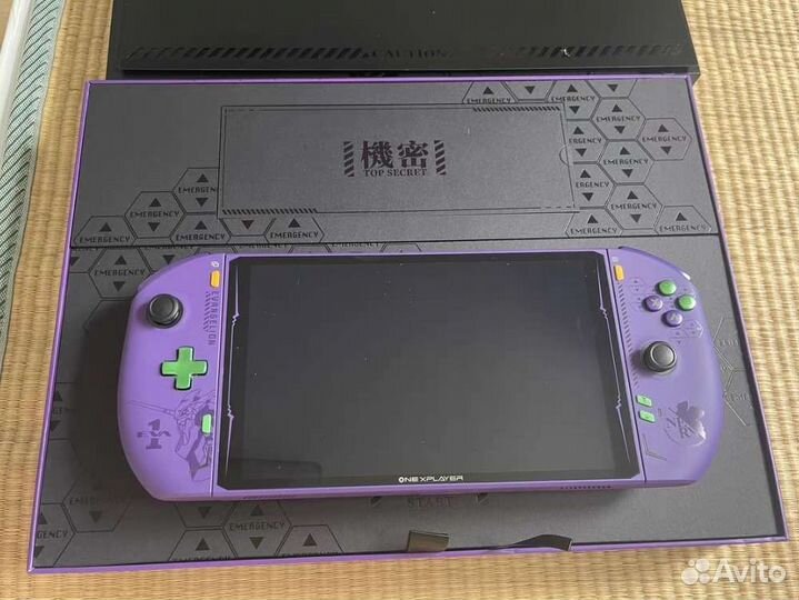 Onexplayer 2 PRO evangelion edition Amd 7840U