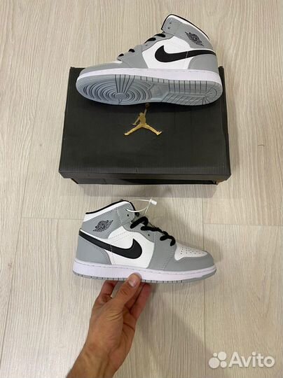 Кроссовки Air Jordan 1 Light Grey (36-45)