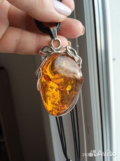 Янтарное колье