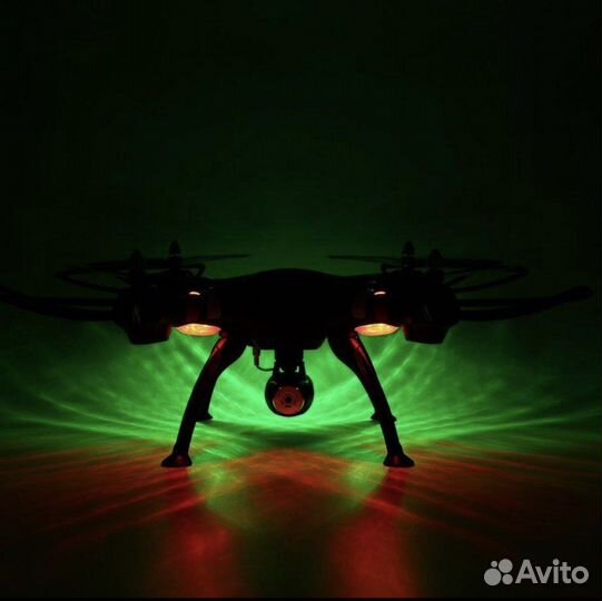 Квадрокоптер Syma X8W