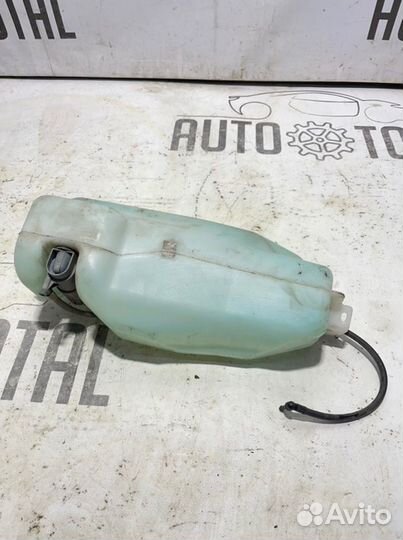 Бачок стеклоомывателя Renault Logan 2 K4MA812 2016