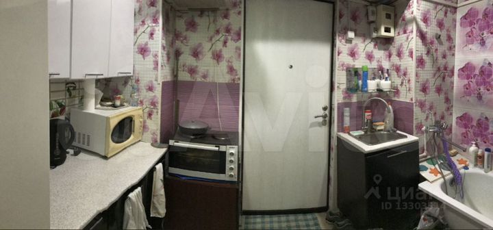 Комната 18 м² в > 9-к., 2/4 эт.