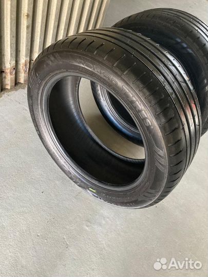 Nokian Tyres Hakka Black 2 SUV 255/50 R19