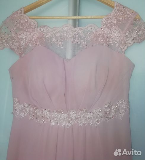 Вечернее платье