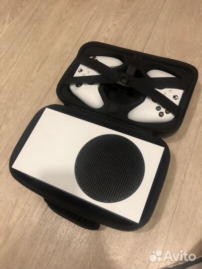 Кейс для xbox series s