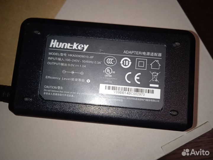 Блок питания/адаптер 9V/1A PAX/P90/S90