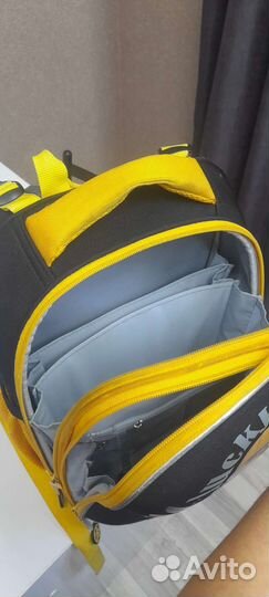 Школьный рюкзак