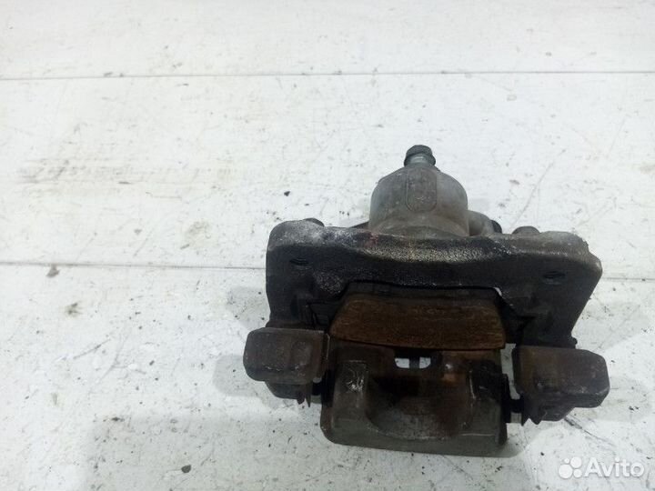 Суппорт задний левый Toyota Camry V40