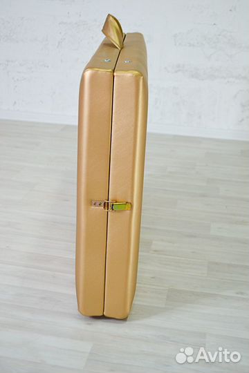 Массажный стол