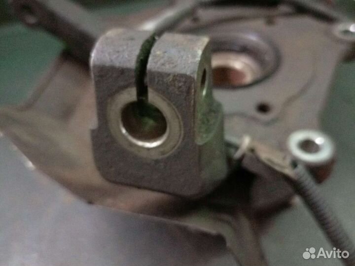 Ступица передняя левая Kia Sorento 1