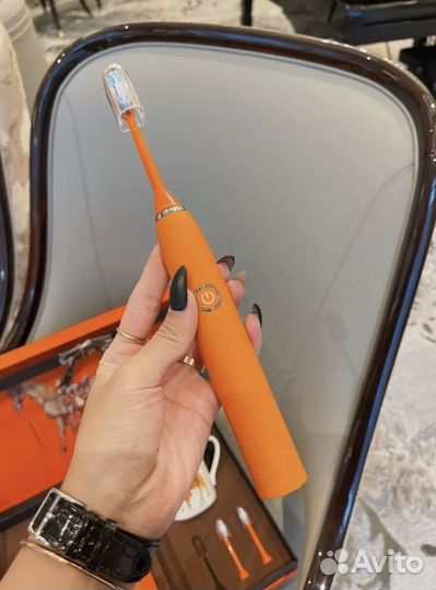 Набор электрическая зубная щетка + кружка Hermes