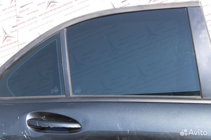 Дверь мерседес w204 задняя правая