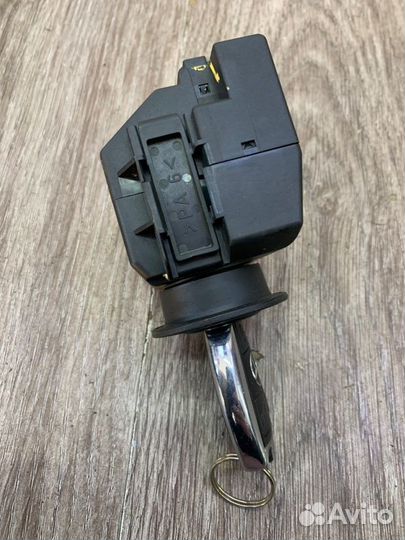 Замок зажигания Mercedes C-Class W203 2003