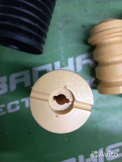 Отбойник амортизатора Honda Accord 1995