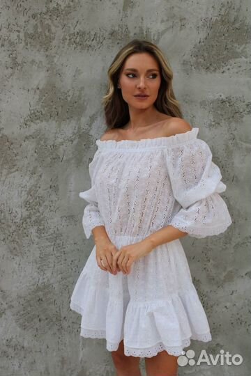 Платье белое