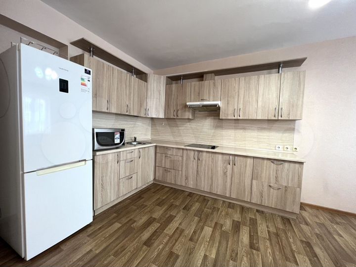 2-к. квартира, 100 м², 3/4 эт.