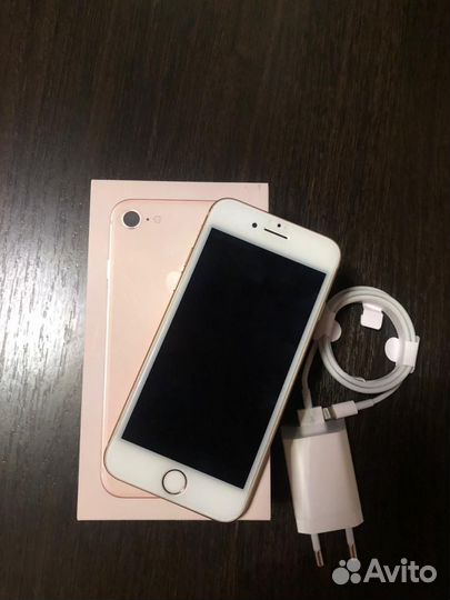 iPhone 8, 64 ГБ