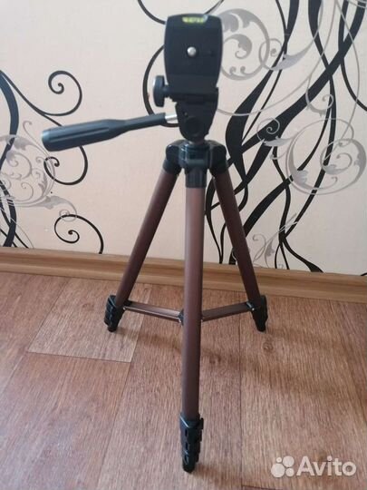 Штатив для цифрового фотоаппарата