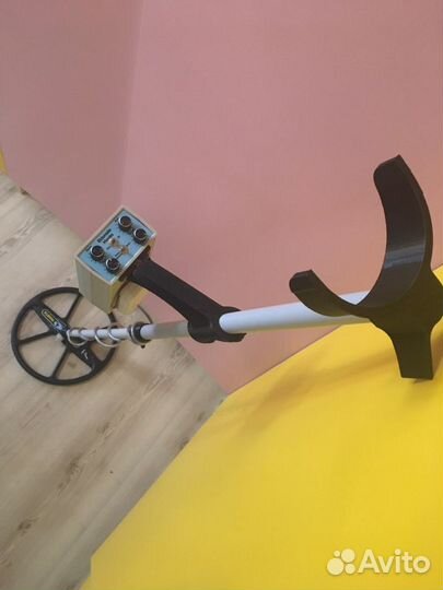 Металлоискатель Пират