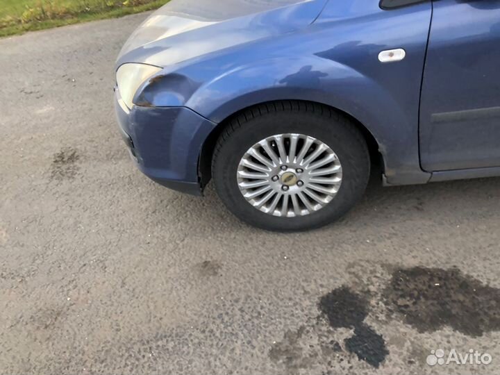 Ford Focus 1.6 AT, 2005, 220 000 км