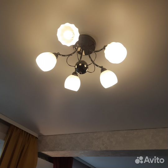 Люстра потолочная