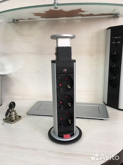 Розетка выдвижная