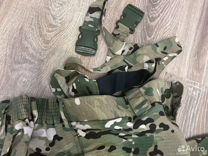 Костюмы летние 