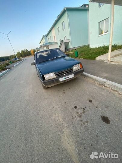 ВАЗ 2109 1.5 МТ, 1998, битый, 100 000 км