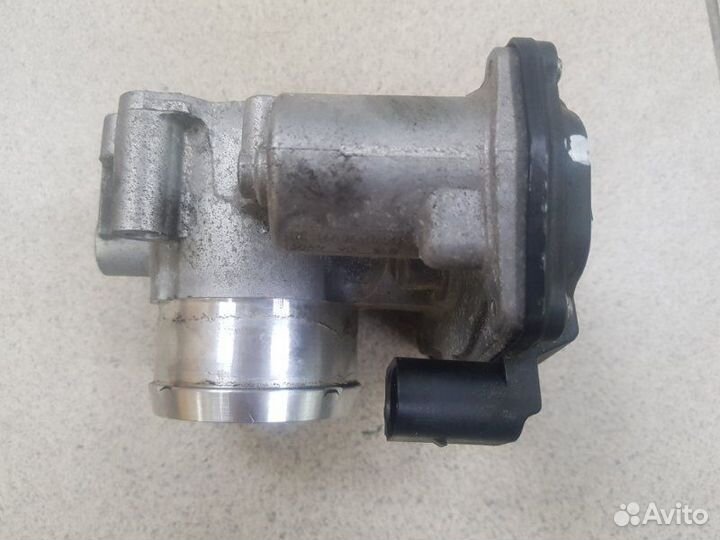 Дроссельная заслонка Ford Focus 3 1.5 M8DB