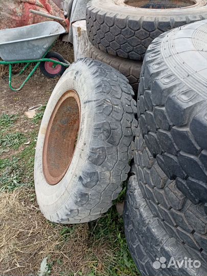 Покрышки 9.00R20