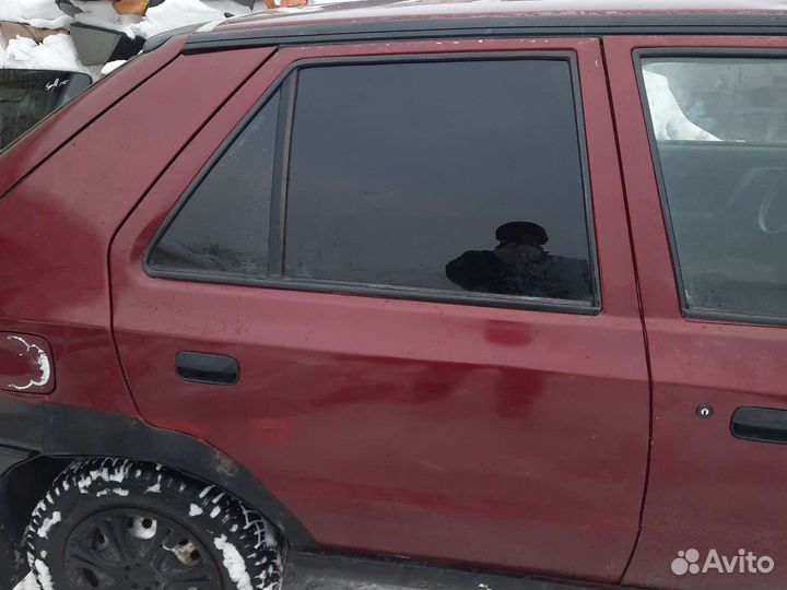 Задняя правая дверь Skoda Felicia
