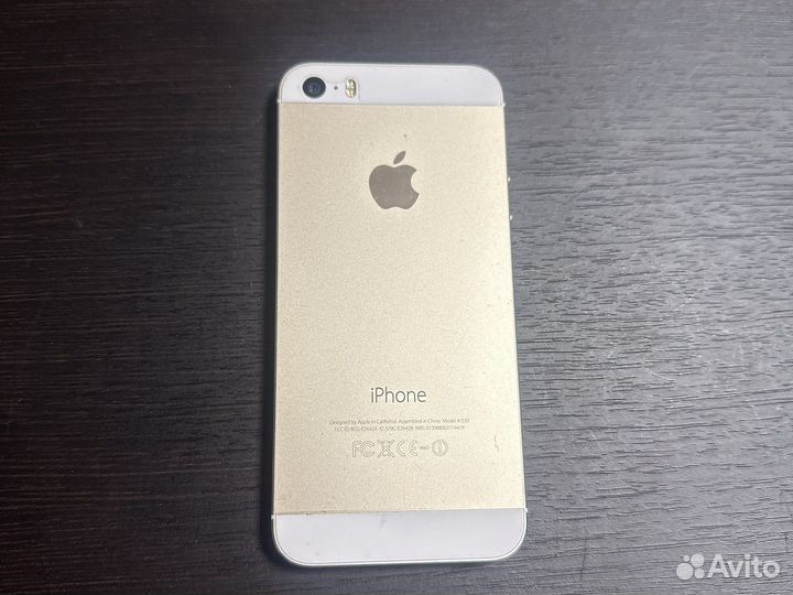 Телефон iPhone 5s