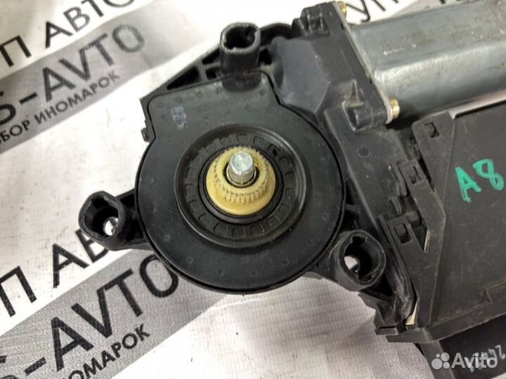 Моторчик стеклоподъемника передний правый Audi A8