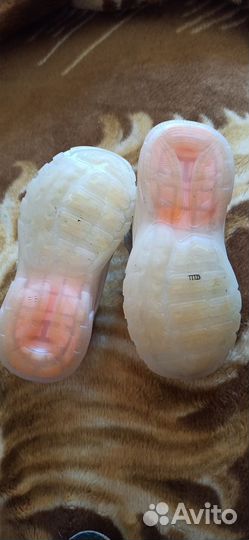 Кроссовки детские