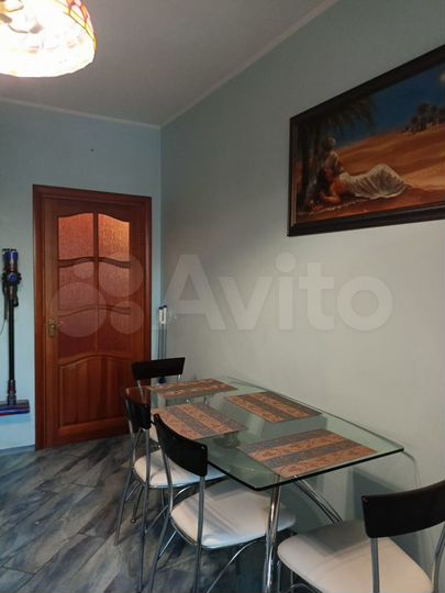 2-к. квартира, 72 м², 4/17 эт.