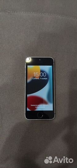 iPhone SE, 32 ГБ