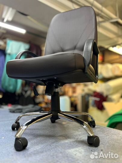 Компьютерное кресло