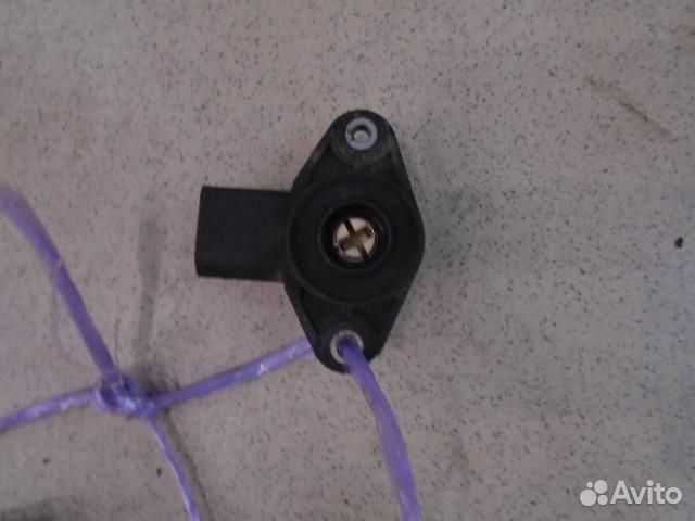 Датчик положения дроссельной заслонки Volkswagen