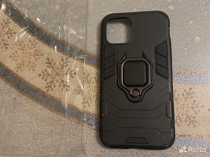 Чехол на iPhone 11