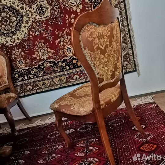 Стулья Малайзия