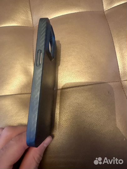 Чехол на iPhone 14 pro pitaka