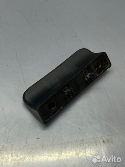 Ручка открывания багажника Hyundai Solaris 1 1.6