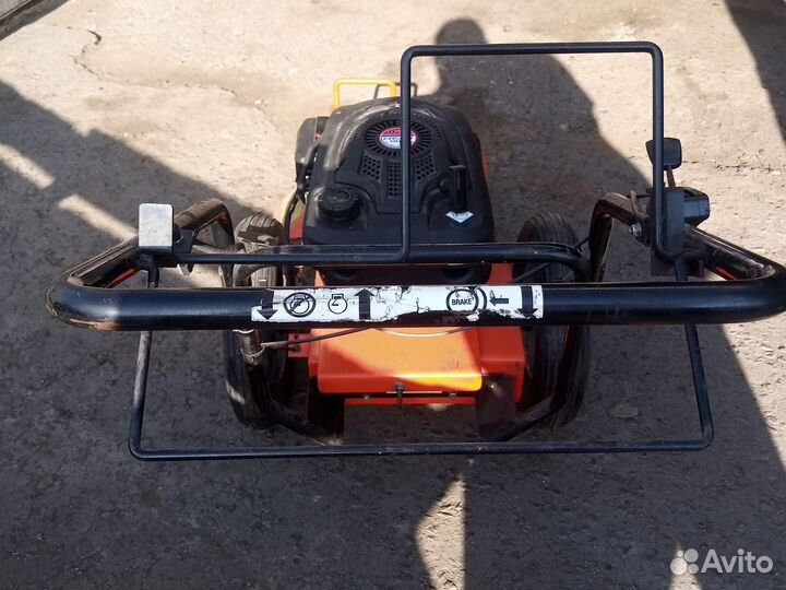 Измельчитель пней Bear Cat echo SG340