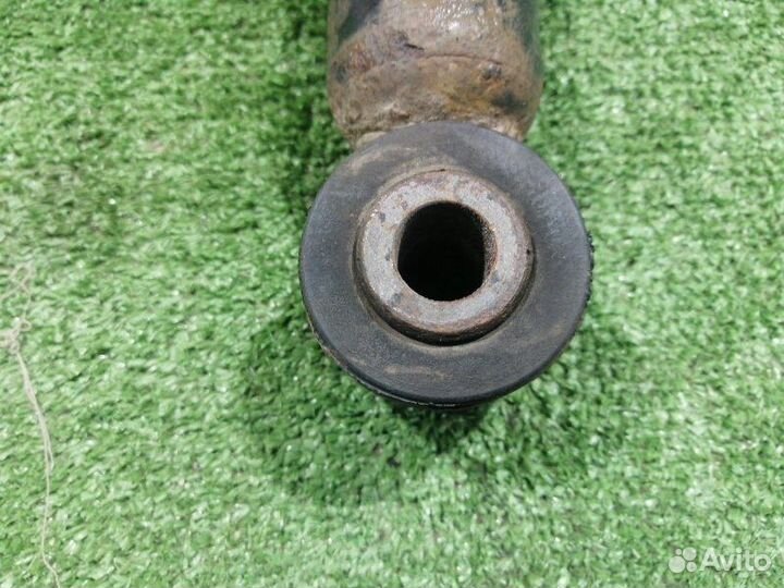 Амортизатор задний левый Nissan Micra K12E CR12DE