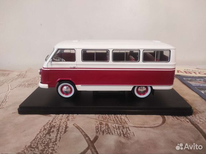 Модель автомобиля СССР раф 977 