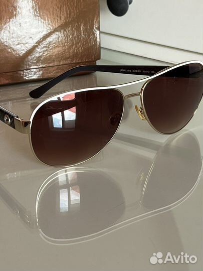 Солнцезащитные очки gucci