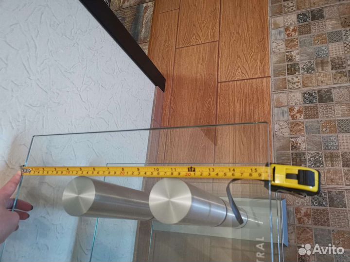 Стеклянная тумба под тв