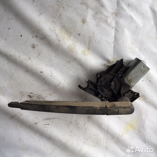 Мотор заднего дворника Пежо 308 sw