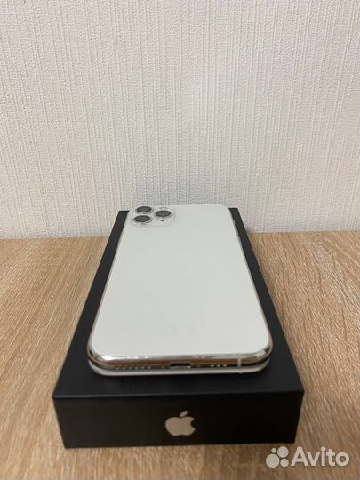 iPhone 11 Pro, 256 ГБ